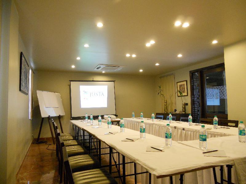 Justa Mg Road Hotel Bengaluru Kültér fotó