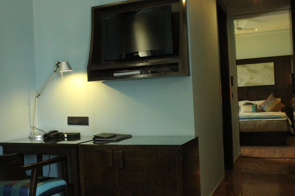 Justa Mg Road Hotel Bengaluru Kültér fotó