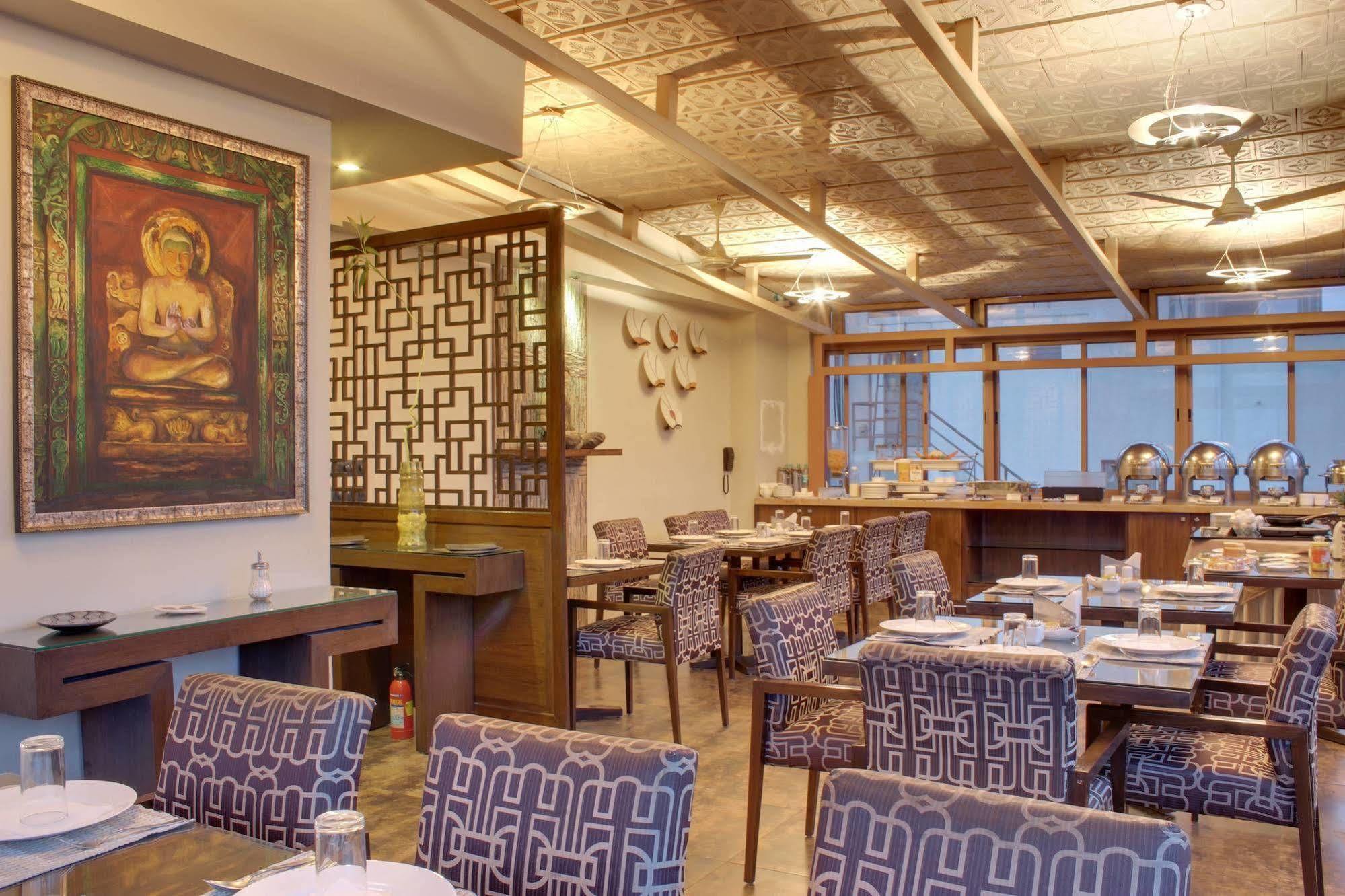 Justa Mg Road Hotel Bengaluru Kültér fotó